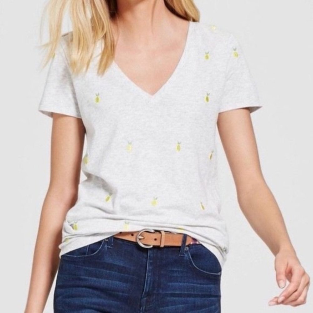 NEW Merona V-Neck with Lemon Accents, Gray - Picture 4 of 4